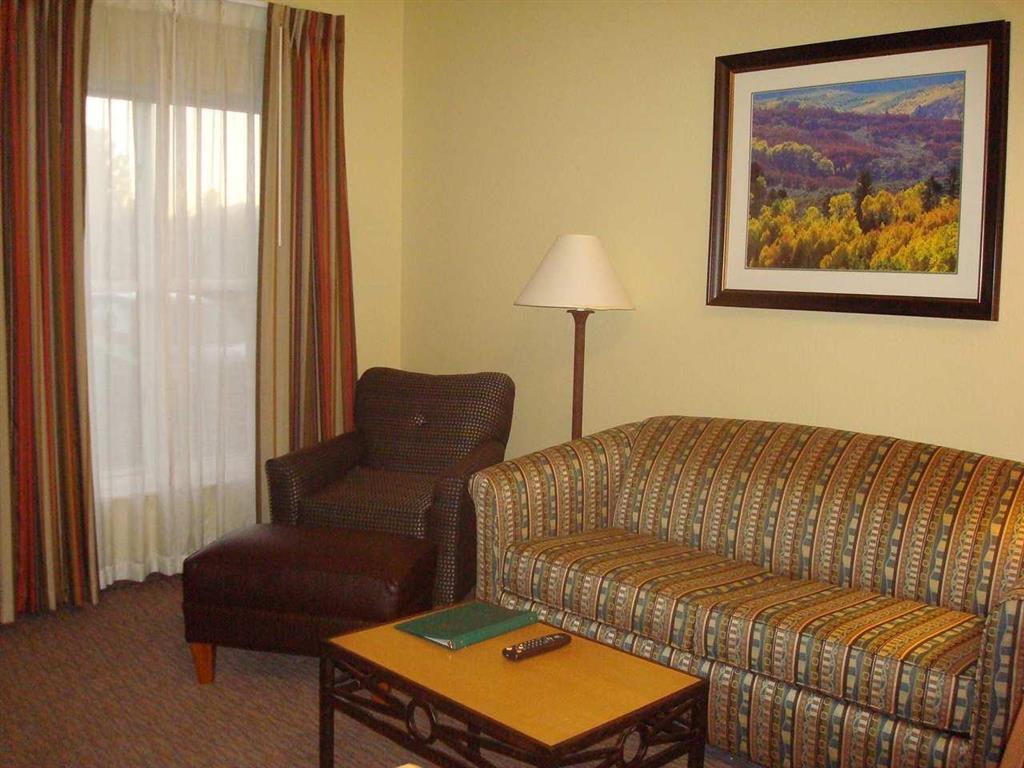 Homewood Suites By Hilton Colorado Springs-North Room photo